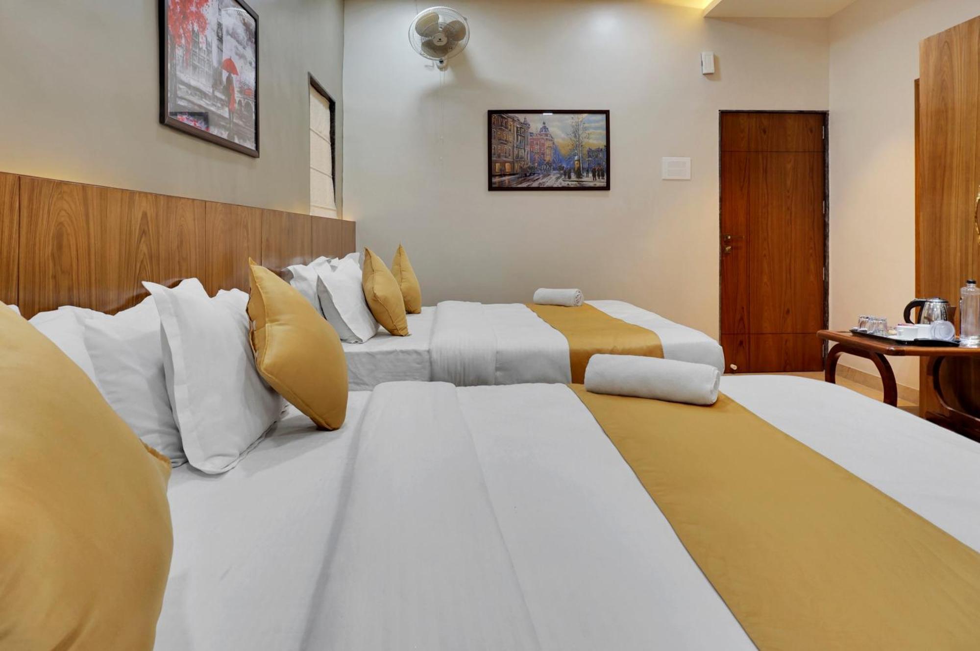 פונה Hotel Sayba Executive מראה חיצוני תמונה