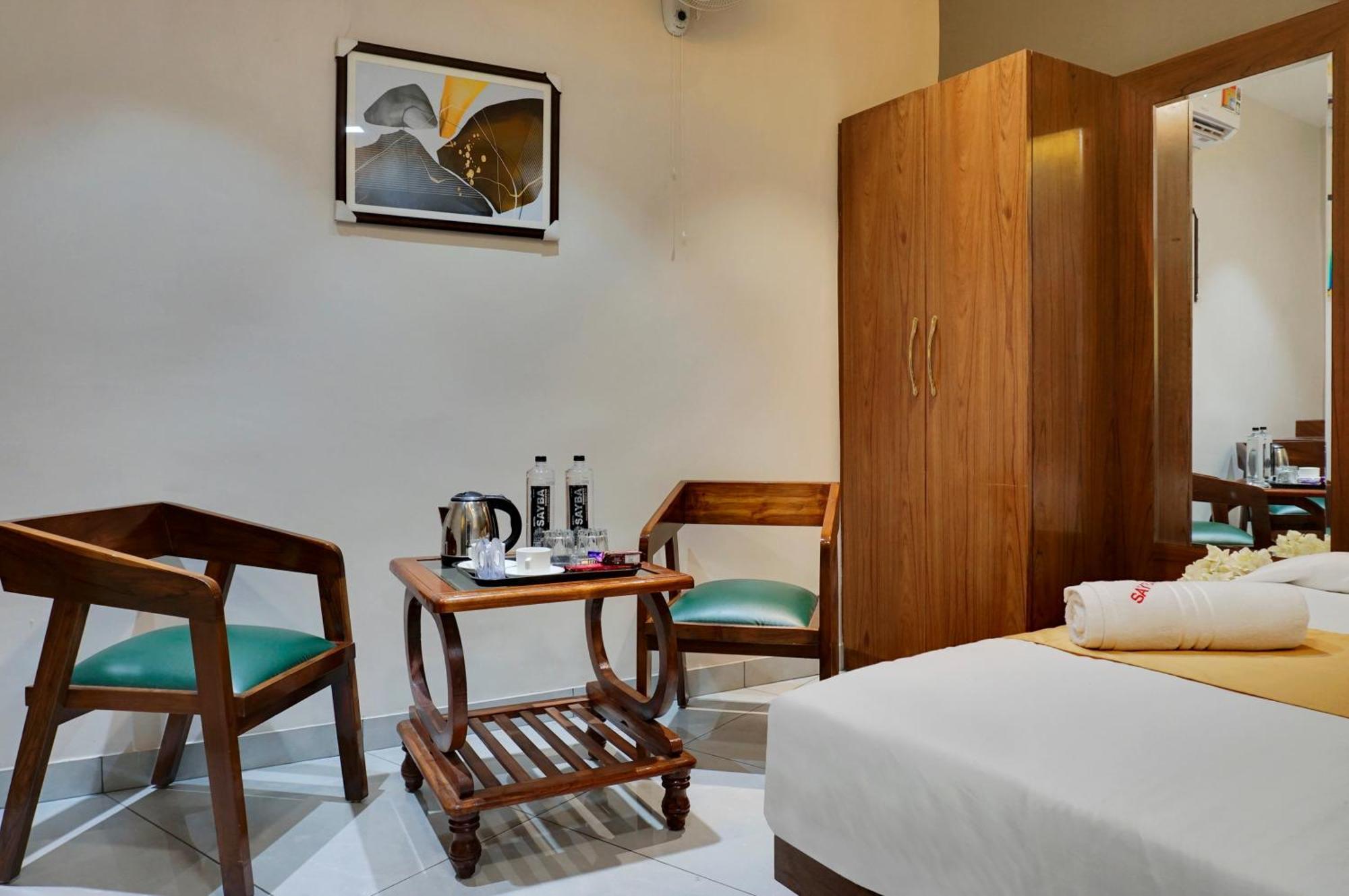 פונה Hotel Sayba Executive מראה חיצוני תמונה