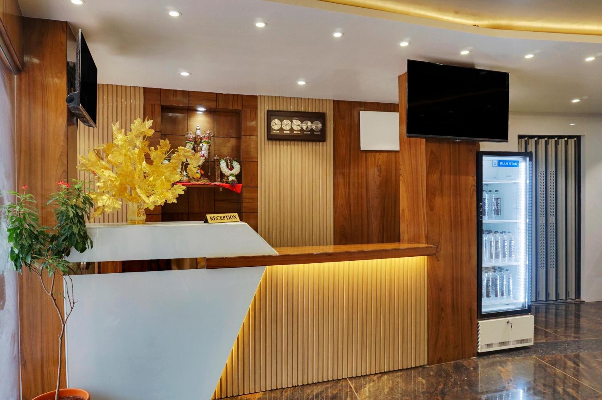 פונה Hotel Sayba Executive מראה חיצוני תמונה